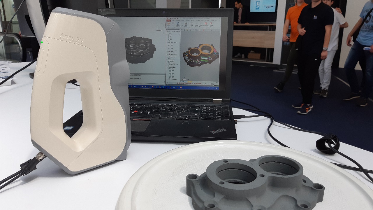 Odoo text and image block